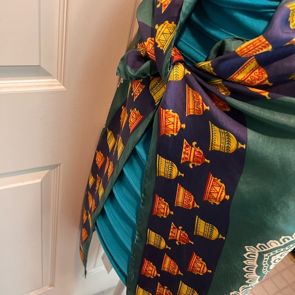 Valentino Scarf. 100% Silk. Hand Rolled. Made in Italy. 35” - Picture 4 of 15